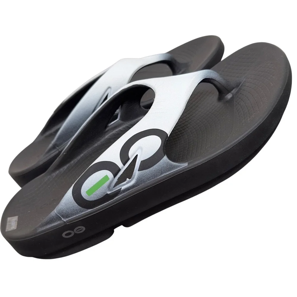 New OOFOS Original Flip Flop Mens 9 Euro 42 Womens size 11 Sandals Thongs No Tag